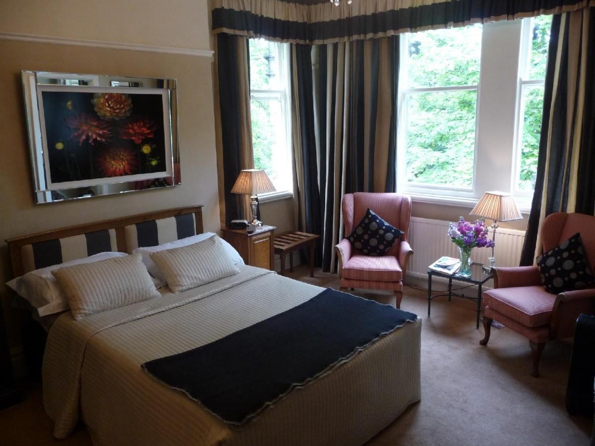 Bed and Breakfast Alexandra Court Harrogate Esterno foto