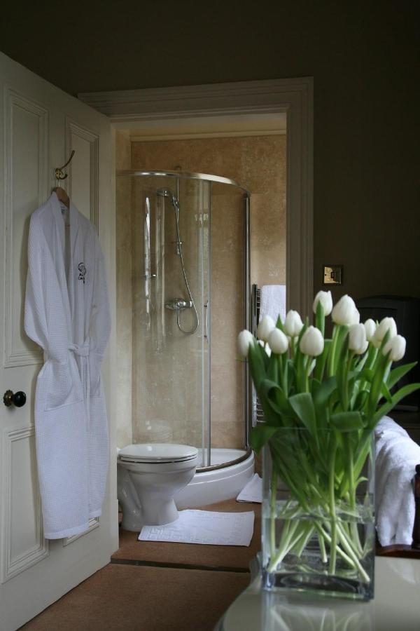 Bed and Breakfast Alexandra Court Harrogate Esterno foto